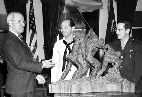 Felix de Weldon presents cast of Iwo Jima memorial to President Truman