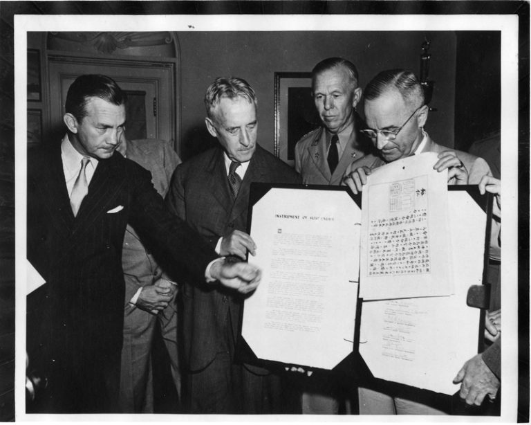 Photography Collection – Ceremonial Surrender Of Japan - Truman Library ...